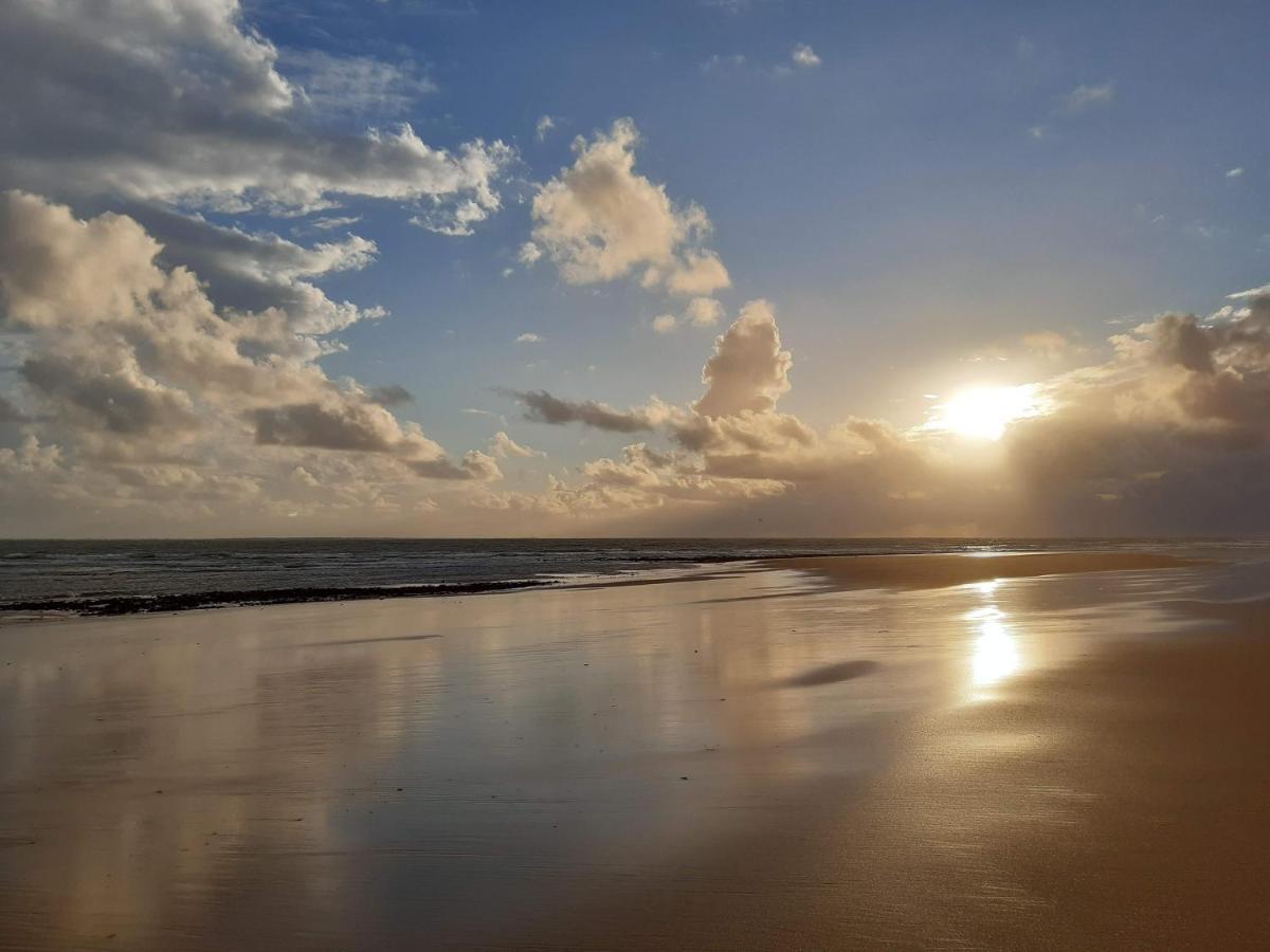 Superbe vue sur l'océan, accès direct à la plage La Tranche-sur-Mer Exterior foto